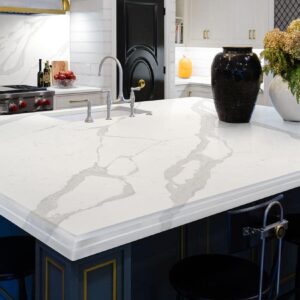 Calacatta Luccia Quartz Surface