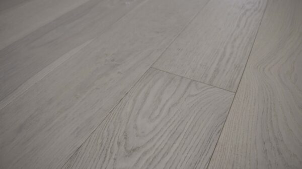 ENGINEERED HARDWOOD ULTRA