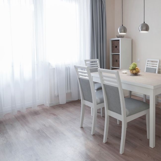 Image depicts the interior of a Mississauga home with newly installed vinyl floors.