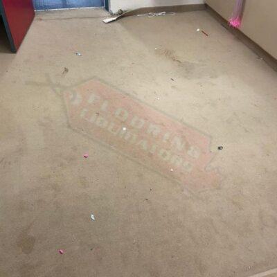 vinyl installation in commercial building01