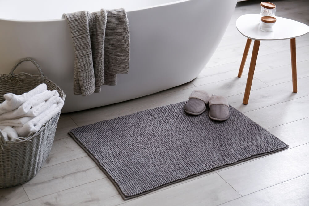 tile vs vinyl flooring for your bathroom