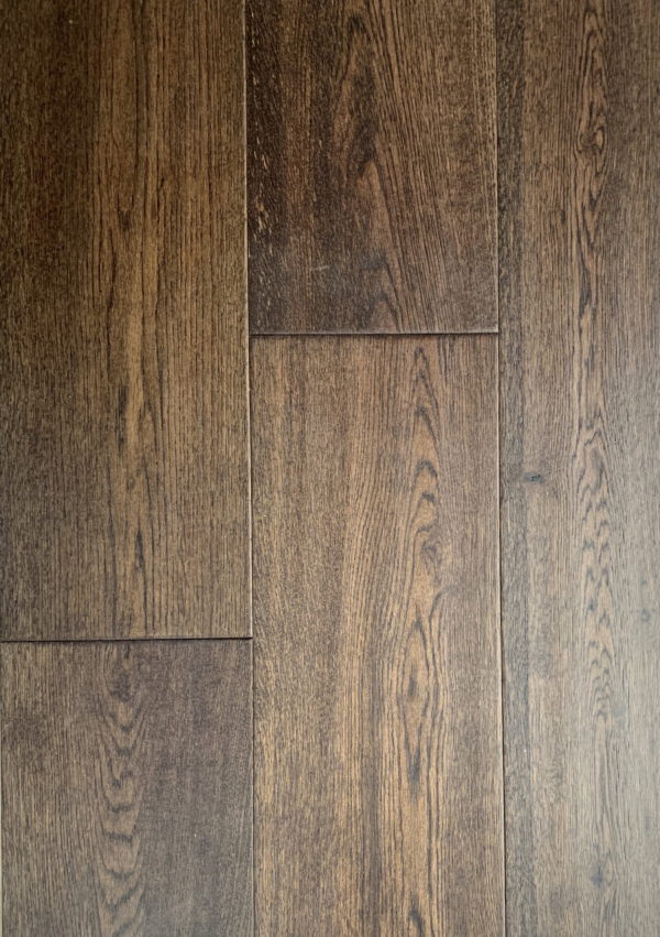 FALCON FLOORING - 6 1/2” x 3 1/4” RED OAK S&B VOUGE SPECIAL <br><br><b><span style="text-decoration: line-through;">$5.49 / Sqft</span></b>